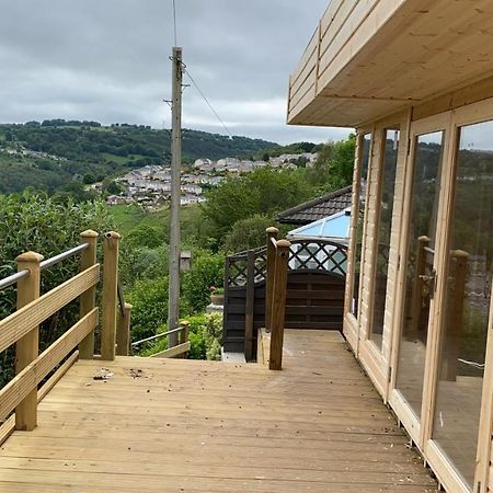 The Crest Hillside Retreat With Hot Tub Villa Abertillery Exterior foto