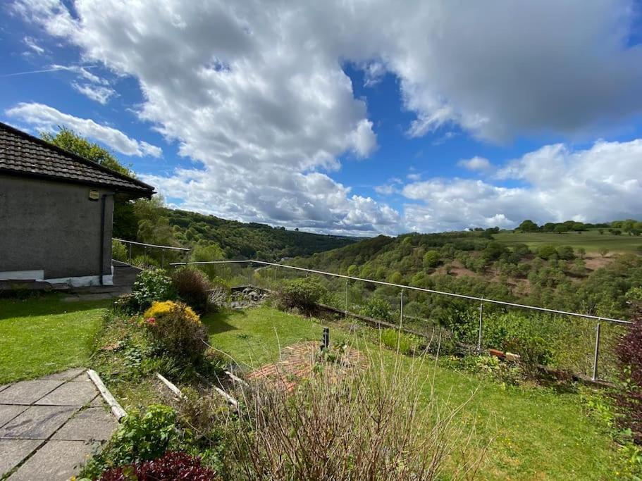 The Crest Hillside Retreat With Hot Tub Villa Abertillery Exterior foto