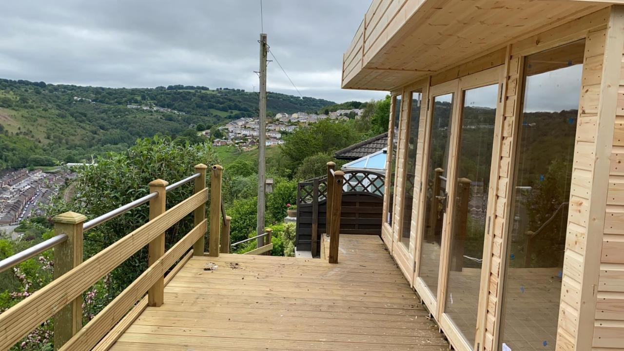 The Crest Hillside Retreat With Hot Tub Villa Abertillery Exterior foto